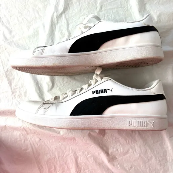 PUMA White and Black Low-Top Sneakers SZ 11 Worn 1X Indoors