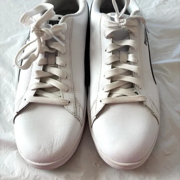 PUMA White and Black Low-Top Sneakers SZ 11 Worn 1X Indoors
