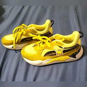 PUMA x POKEMON Sneakers Pikachu Kids Size 2 Shoes Collaboration Unisex 2022
