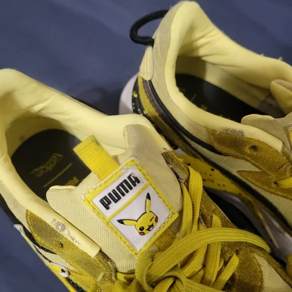 PUMA x POKEMON Sneakers Pikachu Kids Size 2 Shoes Collaboration Unisex 2022