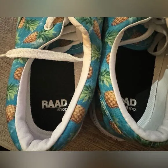 RAAD Shop PINEAPPLE EXPRESS Mens 8.5 / Womens 10 Low Top Sneakers New w/o Tag