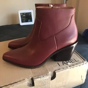 Rag &amp; Bone boots !!!Firm