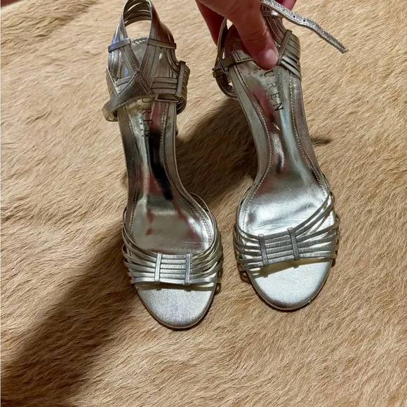 Ralph Lauren classic simple Elegant Gold Women's Heels