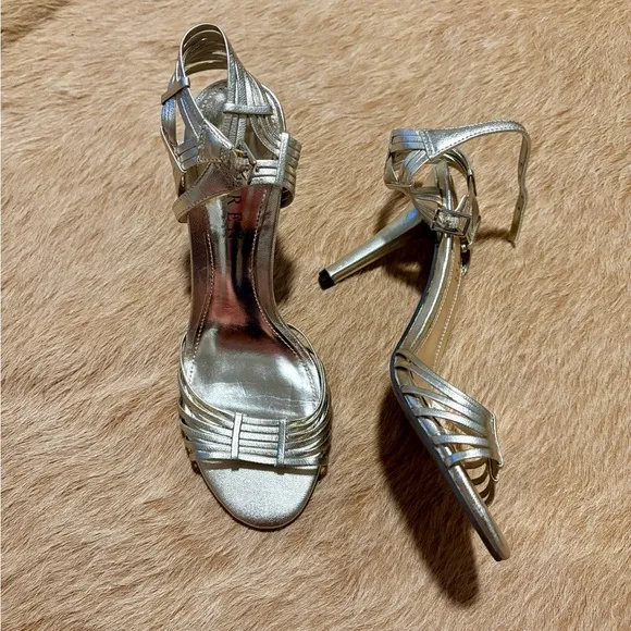 Ralph Lauren classic simple Elegant Gold Women's Heels