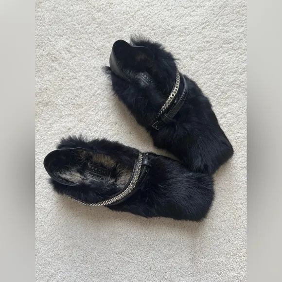 Rare find celebrities black fur shoes Nuogic size 37 made in London
