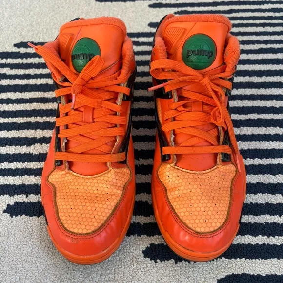 RARE Reebok Pump Omni Lite 'Pumpkin Glow In the Dark' Basketball Sneakers