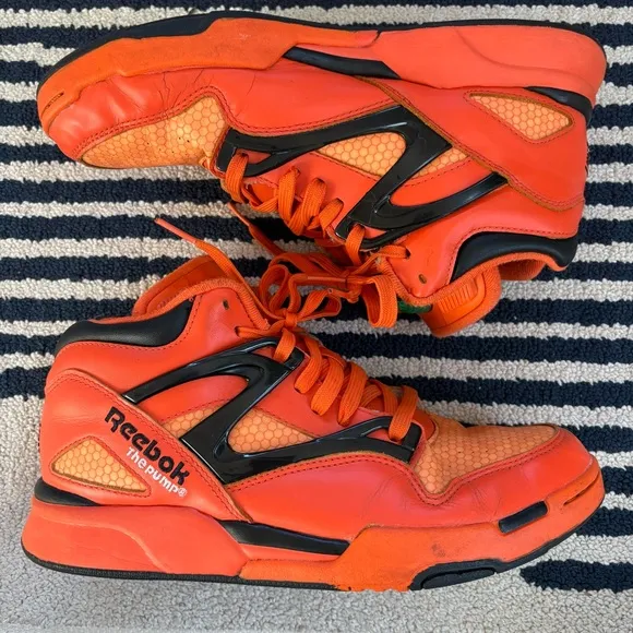 RARE Reebok Pump Omni Lite 'Pumpkin Glow In the Dark' Basketball Sneakers