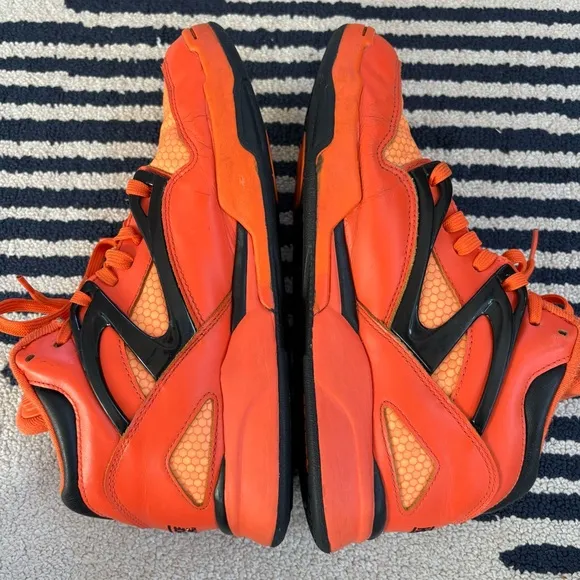 RARE Reebok Pump Omni Lite 'Pumpkin Glow In the Dark' Basketball Sneakers