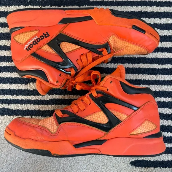 RARE Reebok Pump Omni Lite 'Pumpkin Glow In the Dark' Basketball Sneakers