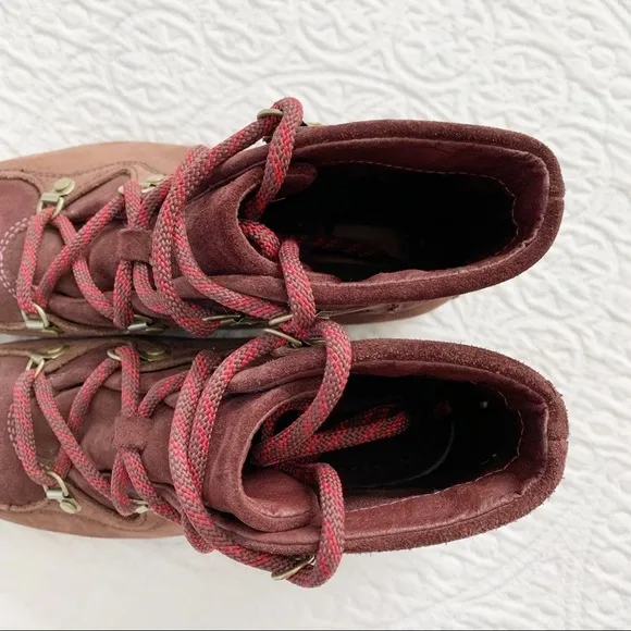 RARE Sorel Redwood Sneakchic Alpine Ankle Boots