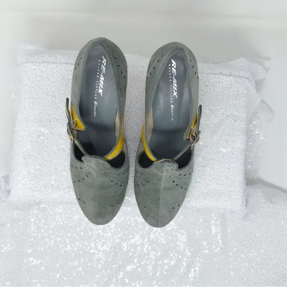 RE-MIX Deluxe Vintage Classic Women size 9.5 gray suede/yellow shoes