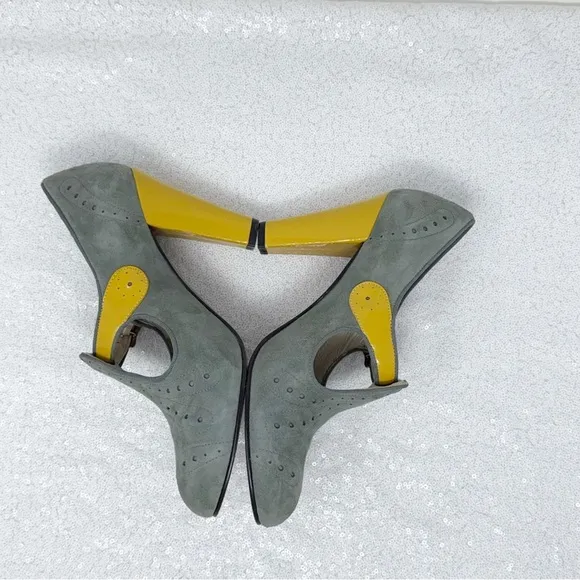 RE-MIX Deluxe Vintage Classic Women size 9.5 gray suede/yellow shoes