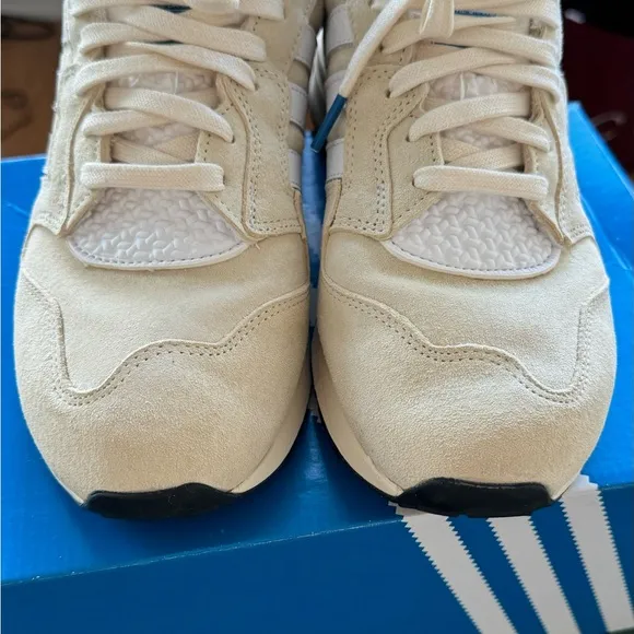 Real suede sneakers Adidas, size us 8, uk 7,5