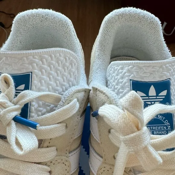 Real suede sneakers Adidas, size us 8, uk 7,5