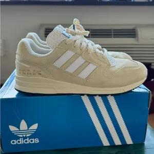 Real suede sneakers Adidas, size us 8, uk 7,5