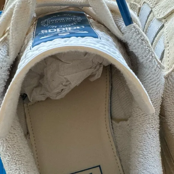 Real suede sneakers Adidas, size us 8, uk 7,5