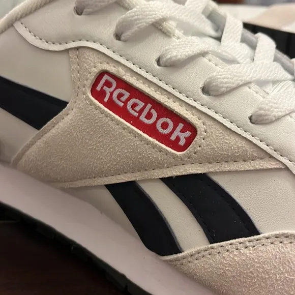 Reebok Classic Harman Run shoes sneakers New White red blue Men’s Sizes