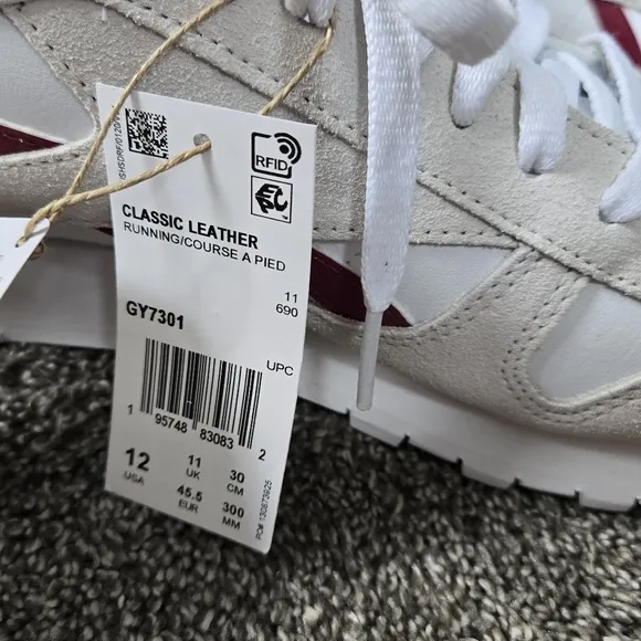 Reebok Classic Leather Sneakers NEW size 12