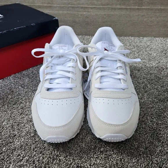 Reebok Classic Leather Sneakers NEW size 12