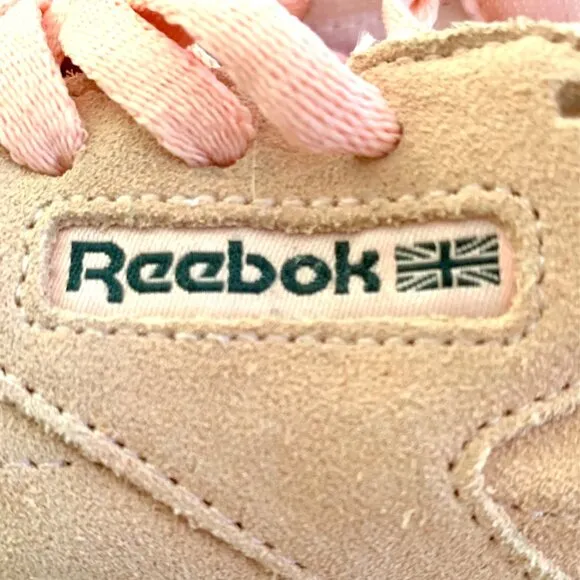 Reebok Classic Sneakers US 6.5 Salmon Pink Suede Leather Ortholite BS9328 New
