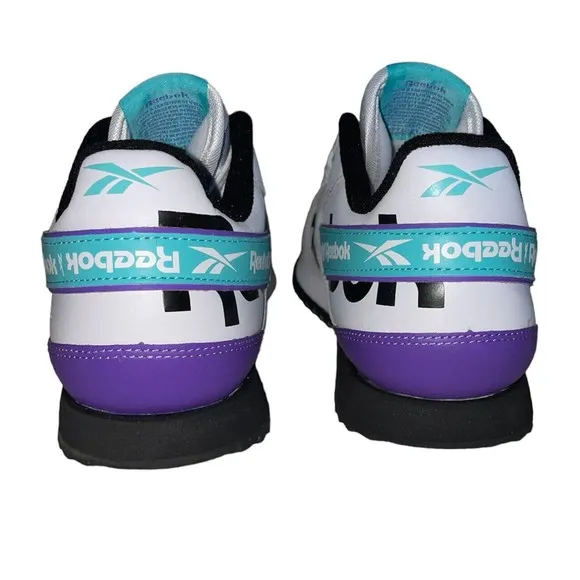 Reebok Classics 119  White Turquoise Running Shoes. No‎ Box
