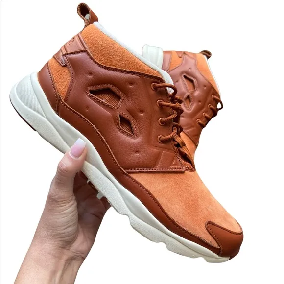 Reebok Furylite Chukka Leather Sneakers