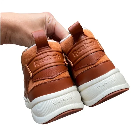 Reebok Furylite Chukka Leather Sneakers