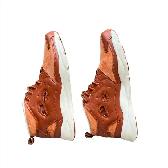 Reebok Furylite Chukka Leather Sneakers