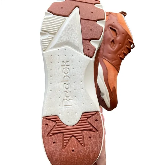 Reebok Furylite Chukka Leather Sneakers