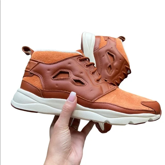 Reebok Furylite Chukka Leather Sneakers