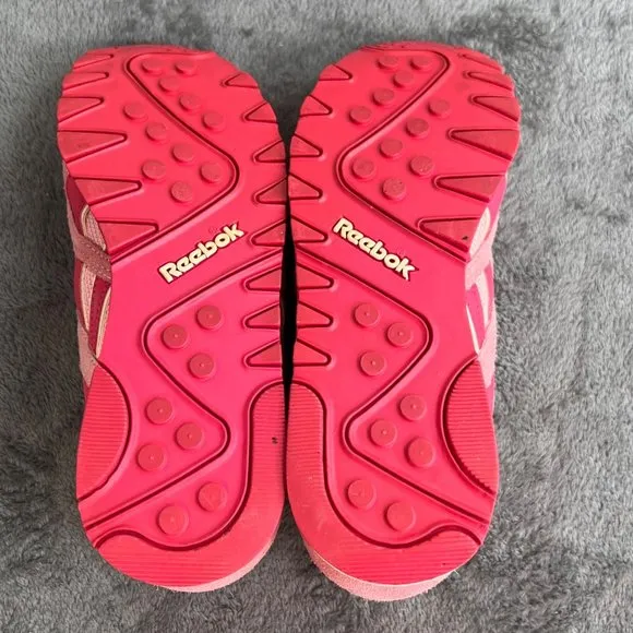 Reebok Pink Series Classic Sneakers size 6.5 Suede Mesh Low Top Shoes