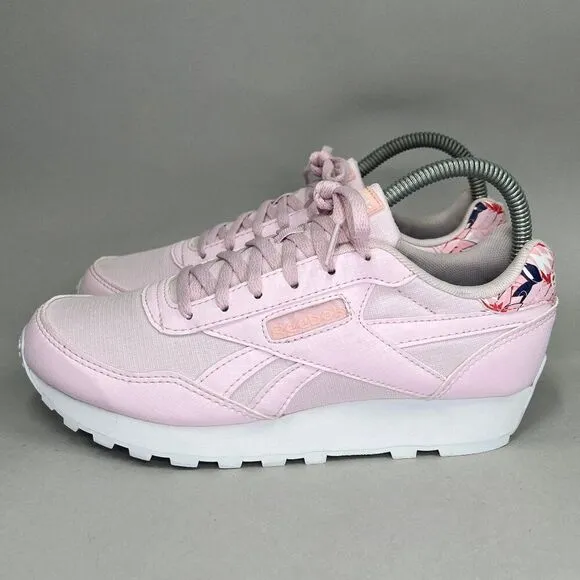 Reebok Women's Size 7 Classic Leather Sneakers
