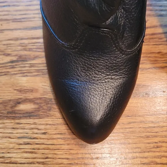 Report Genuine Leather Ankle Fold Down Boots Shoes Size 9