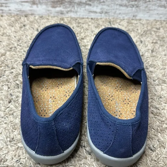 Revitalign Siesta Burst Slip-on Shoes size 7.5B