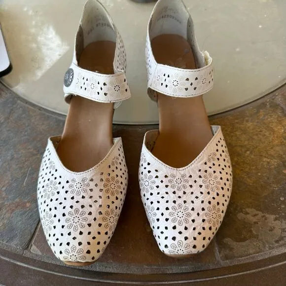 RIEKER Mirjam Whitekiesel Mary Jane Oxford Shoes Floral Cut Out SZ 8.5 US/40 EU