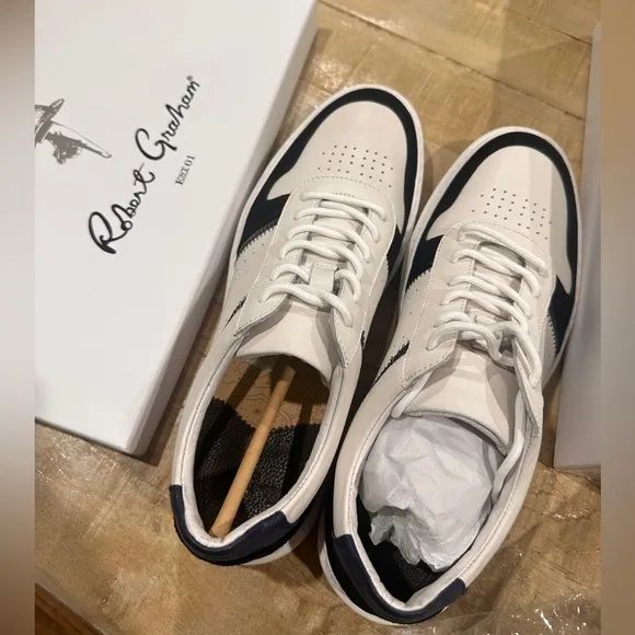 Robert Graham Nazare colorblock leather sneakers new in box