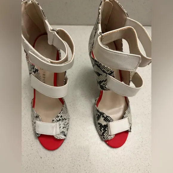 Rock &amp; Republic Red Cream Snake Print Strappy Gladiator Sandals Heels Shoes 8