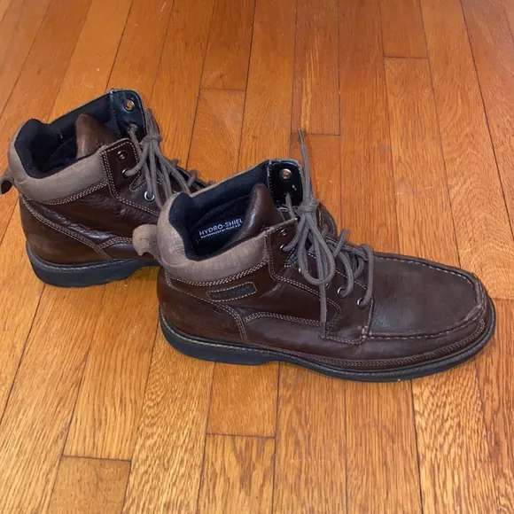 Rockport Brown Waterproof Boots Size 9.5
