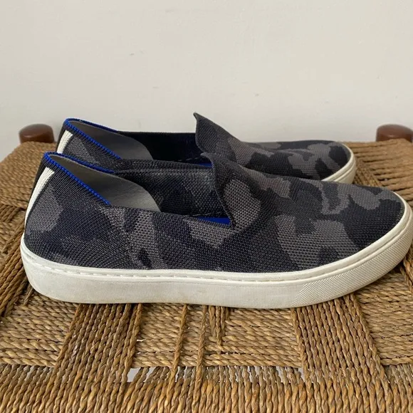Rothy's Shoes Women’s 7 The Original Slip On Sneakers in Gray Camo Print