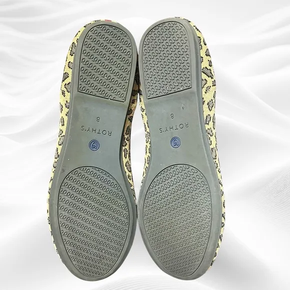 Rothy’s Women’s The Flat Leopard Print Round Toe Slip On Size 8‎ EUC