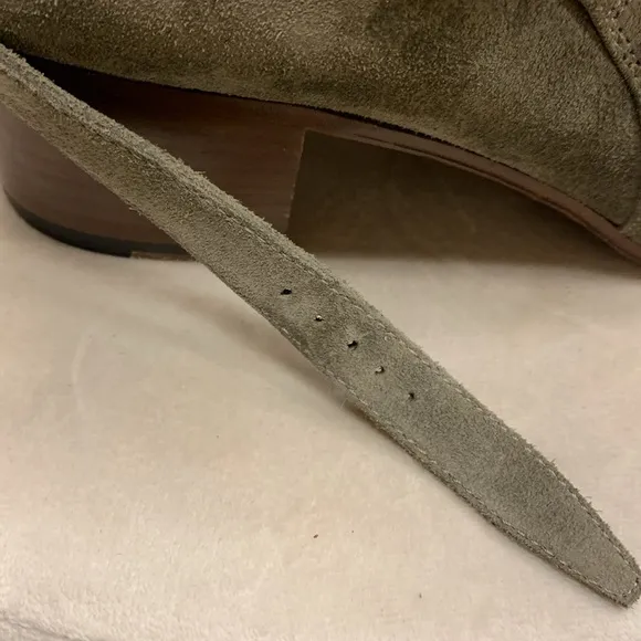 Saint Laurent Olive Green Suede Ankle Boots Size 40