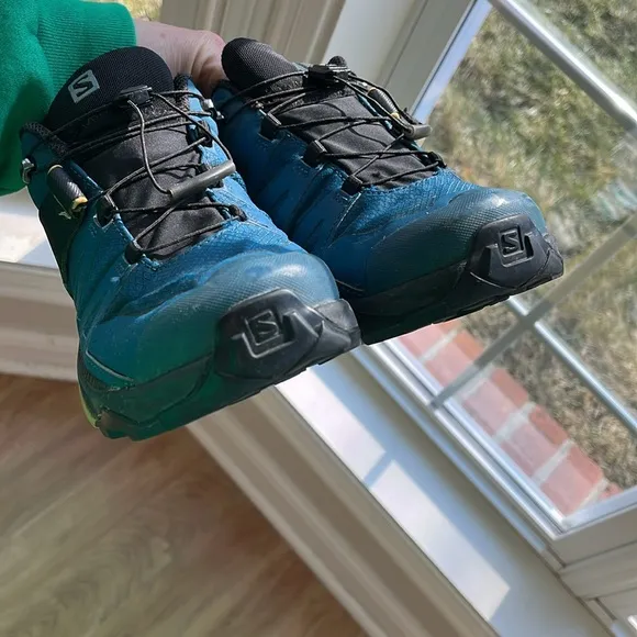Salomon Blue Black Trail Running Shoes X ultra 04 Gortex size 7 men’s 5.5 youth