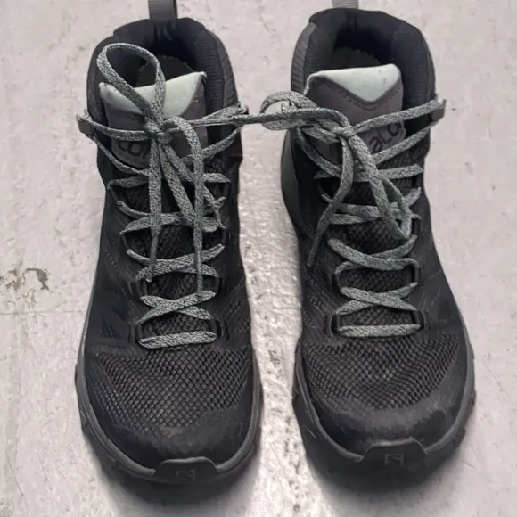 Salomon Outline Mid Gore Tex Waterproof Boots Womens Size 7 Gray Black