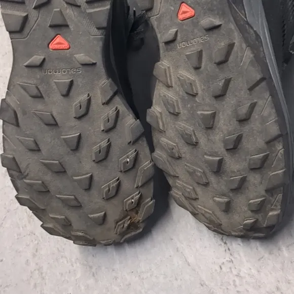 Salomon Outline Mid Gore Tex Waterproof Boots Womens Size 7 Gray Black