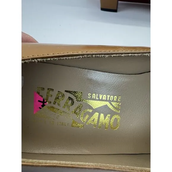 Salvatore Ferragamo Navarra Women's Shoes DE 29145 149 10 B Tan/Gold