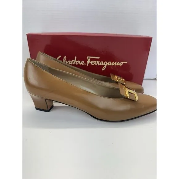 Salvatore Ferragamo Navarra Women's Shoes DE 29145 149 10 B Tan/Gold