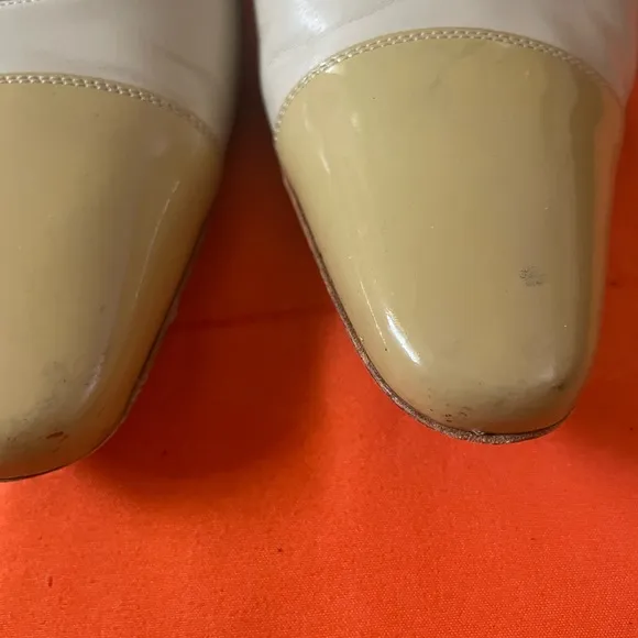 Salvatore Ferragamo Shoes Women 7 Beige Shoes Casual