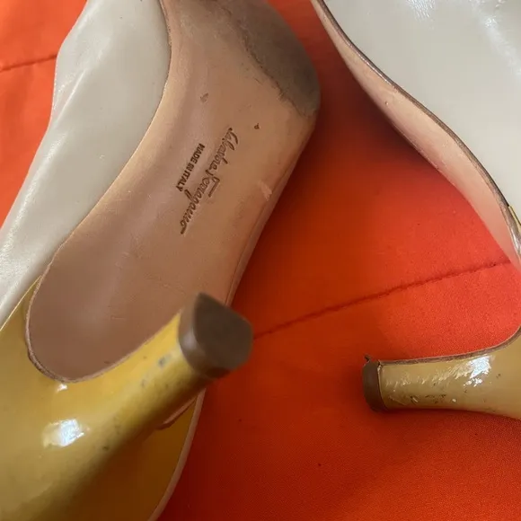Salvatore Ferragamo Shoes Women 7 Beige Shoes Casual