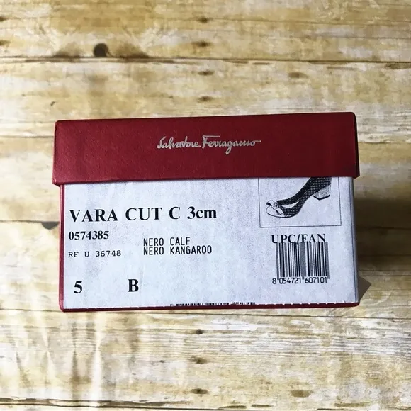 Salvatore Ferragamo Vara Cut Nero Calf Nero Kangaroo Black Shoes Womens Size 5 B