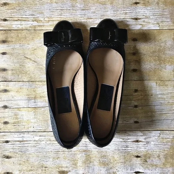 Salvatore Ferragamo Vara Cut Nero Calf Nero Kangaroo Black Shoes Womens Size 5 B